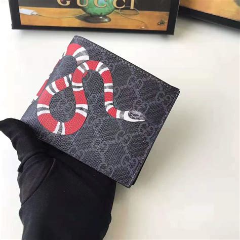 gucci bee print gg supreme wallet|kingsnake print gg supreme wallet.